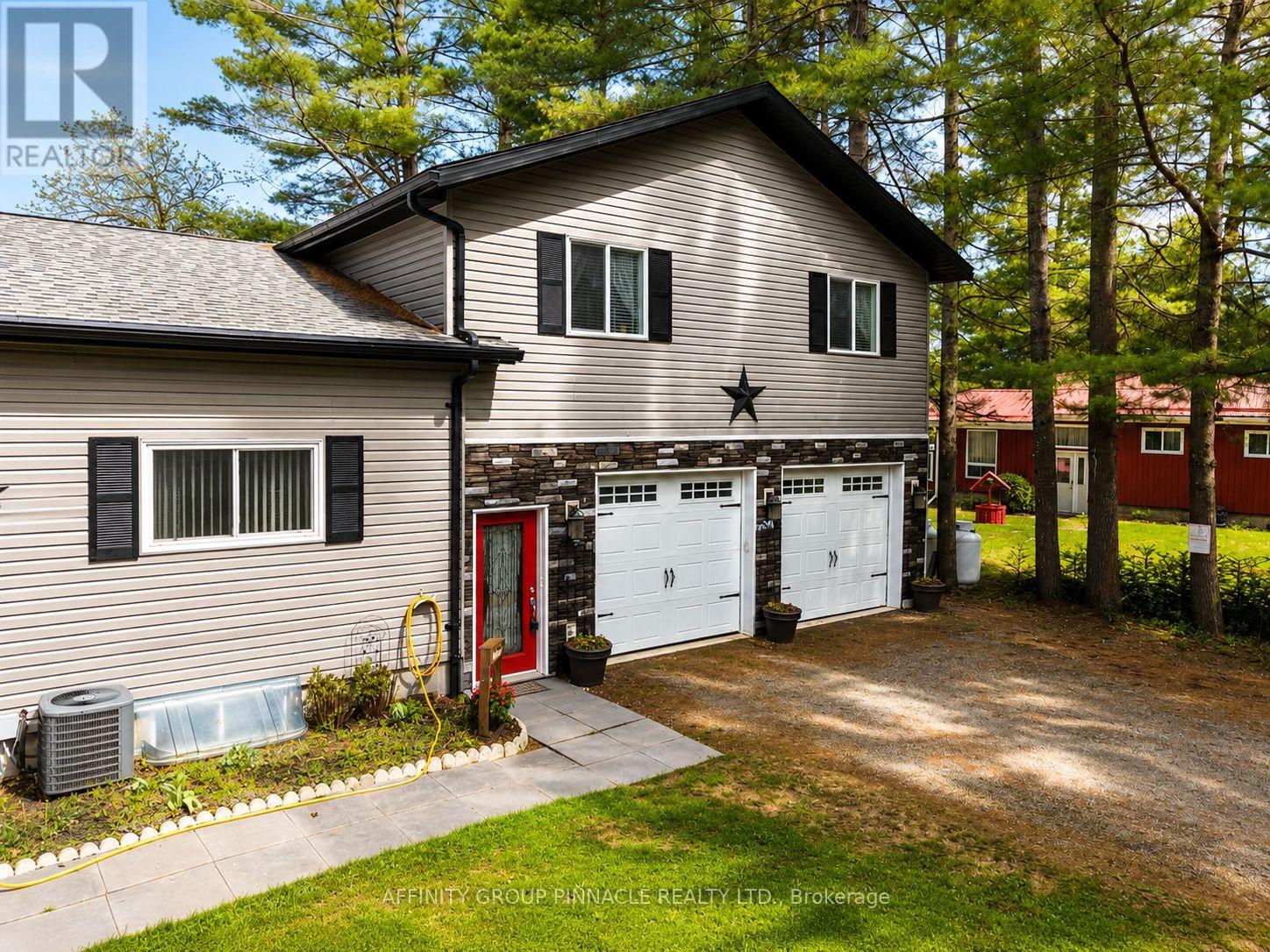 1150 Moore Lake Estates Road, Minden Hills, Ontario  K0M 2L1 - Photo 5 - X12851316