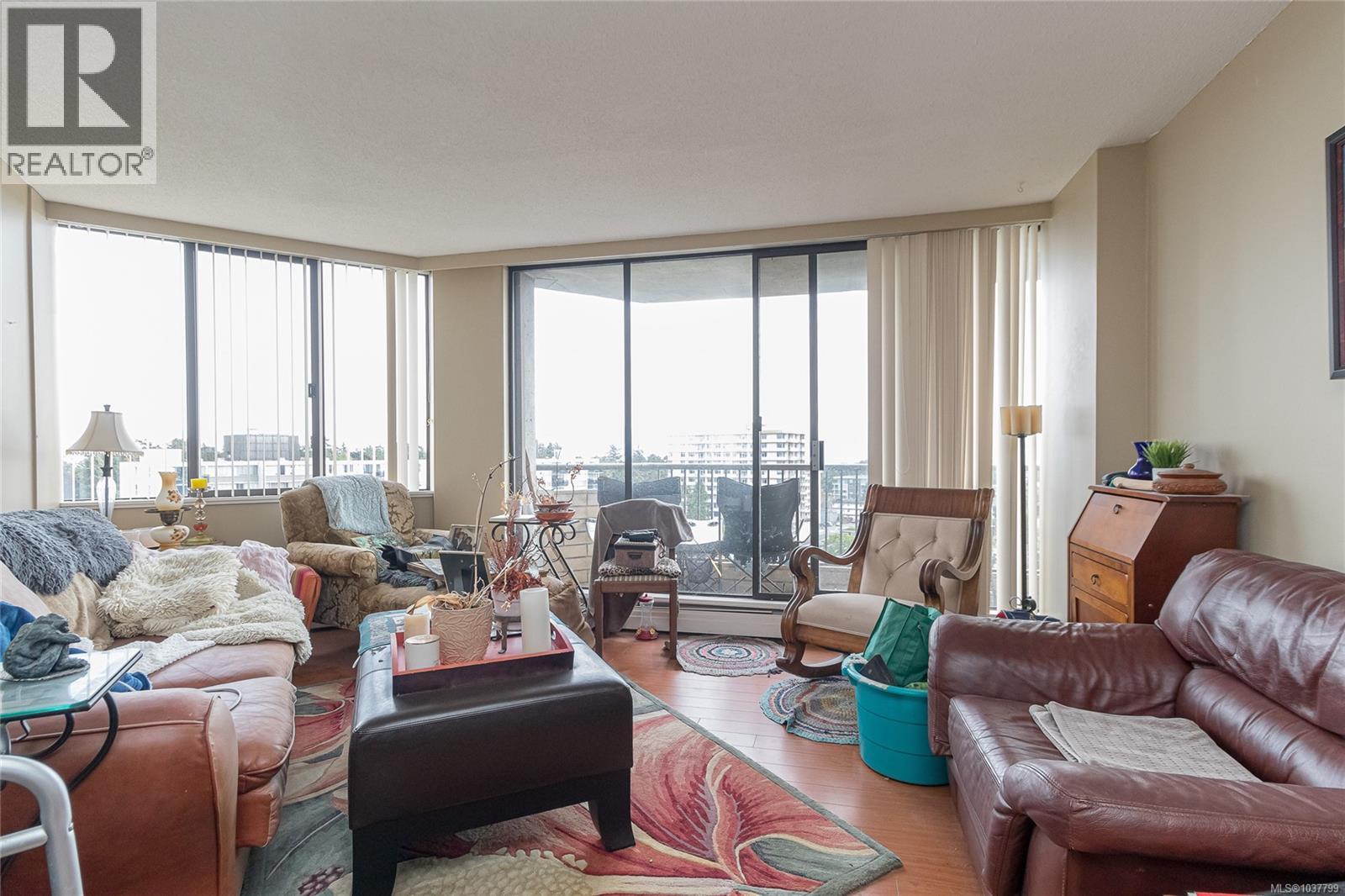 1510 620 Toronto St, Victoria, British Columbia  V8V 1P7 - Photo 4 - 1037799