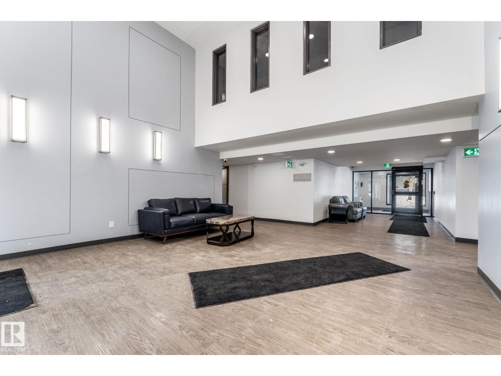 #302 9504 182 St NW, Edmonton, Alberta T5T 3A7 - Photo 1 - E4475282