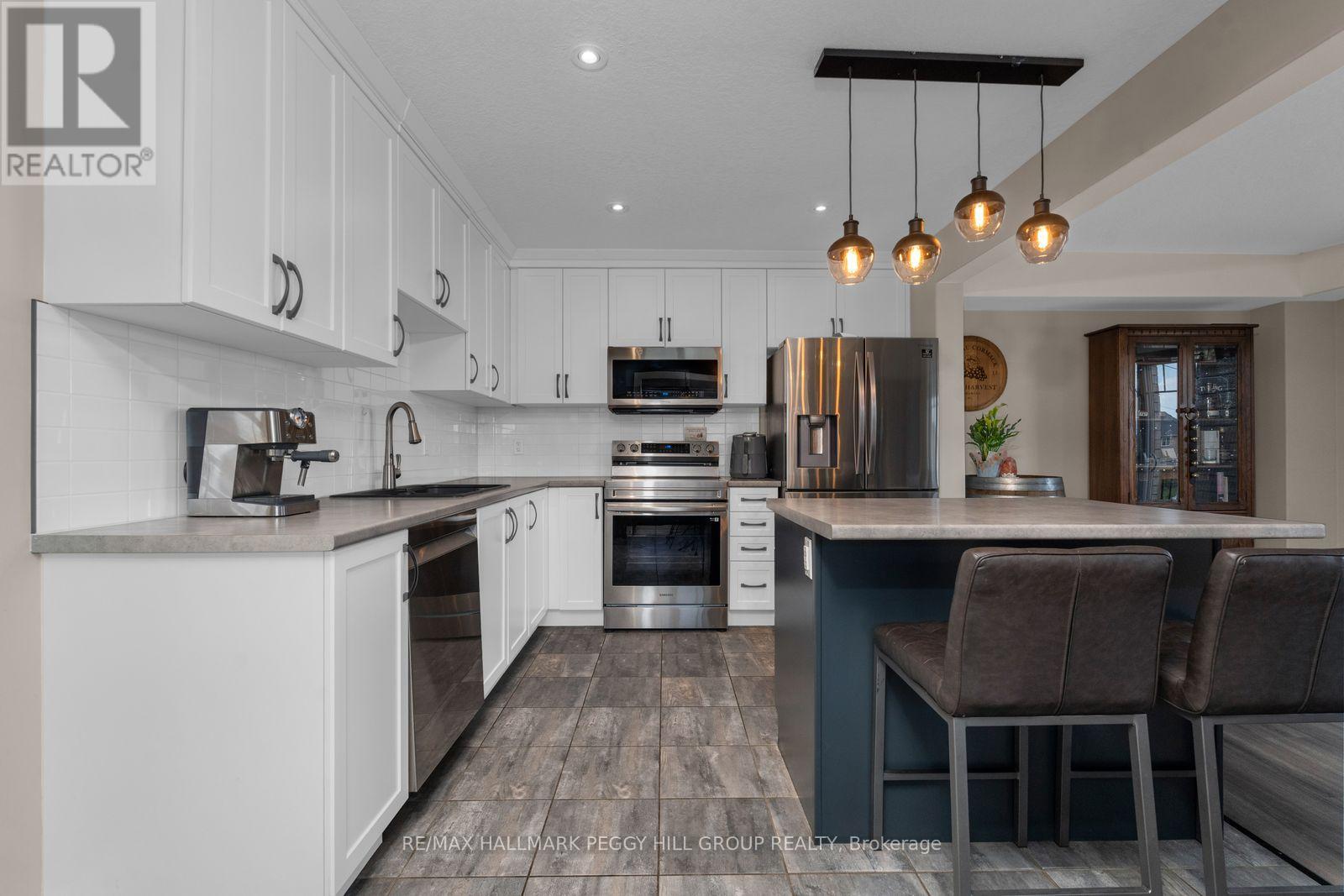 2 Foley Crescent, Collingwood, Ontario  L9Y 3B7 - Photo 3 - S13161608