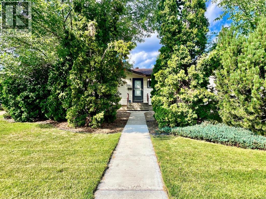 10812 52 Avenue NW, Edmonton, Alberta  T6H 0P3 - Photo 1 - A2311187