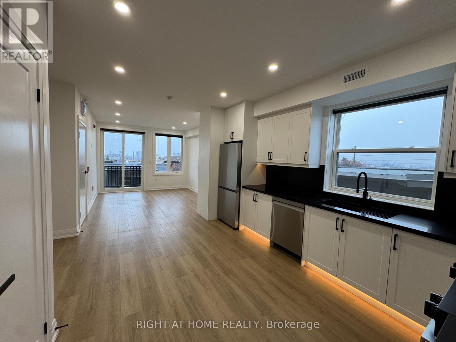3 - 55 Innes Avenue, Toronto, Ontario M6E 1N1 - Photo 17 - W13161630