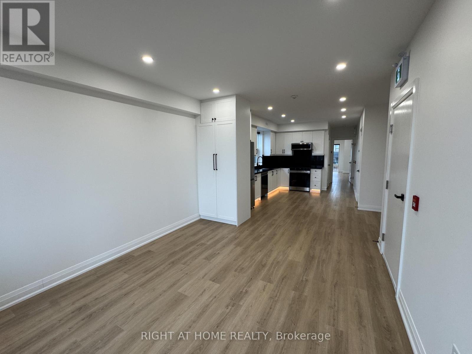 3 - 55 Innes Avenue, Toronto, Ontario M6E 1N1 - Photo 18 - W13161630