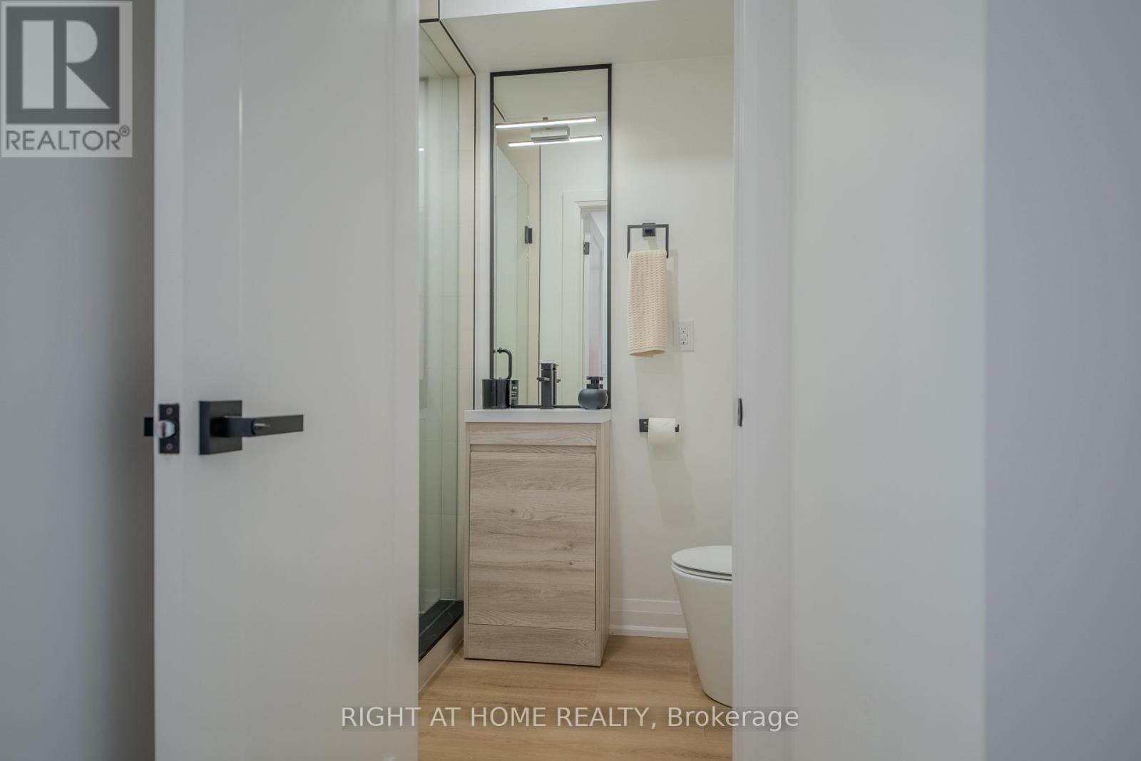3 - 55 Innes Avenue, Toronto, Ontario M6E 1N1 - Photo 5 - W13161630