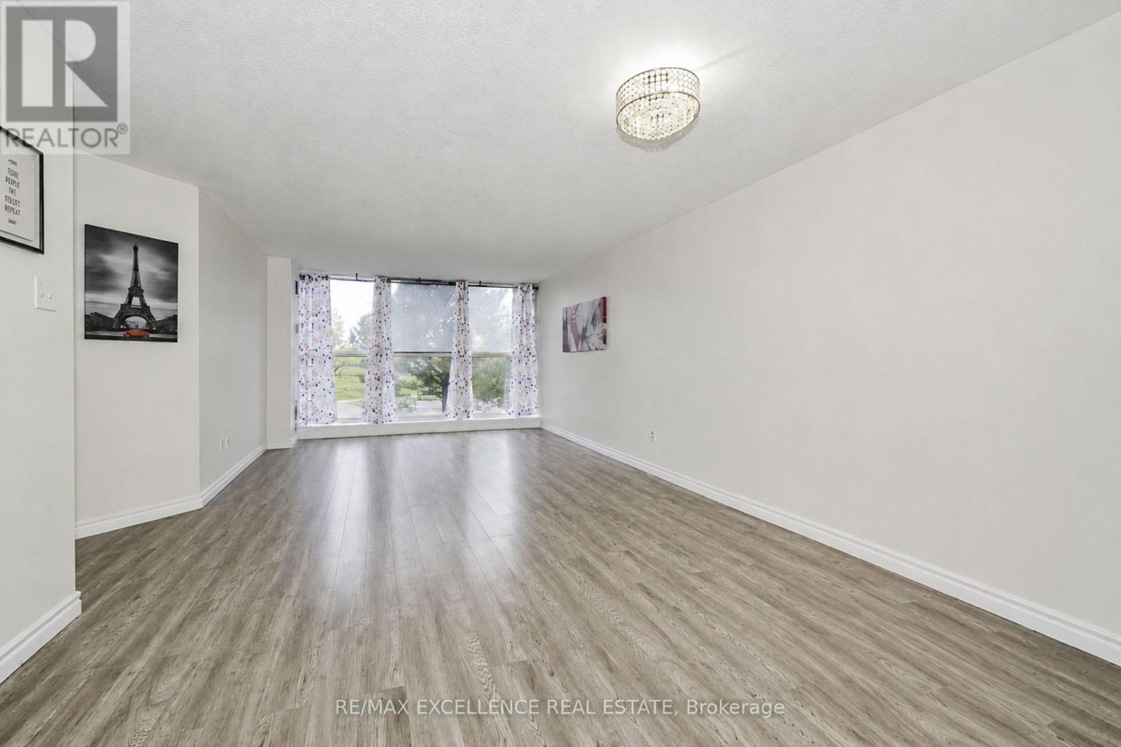 202 - 4205 Shipp Drive, Mississauga, Ontario L4Z 2Y9 - Photo 9 - W13161682