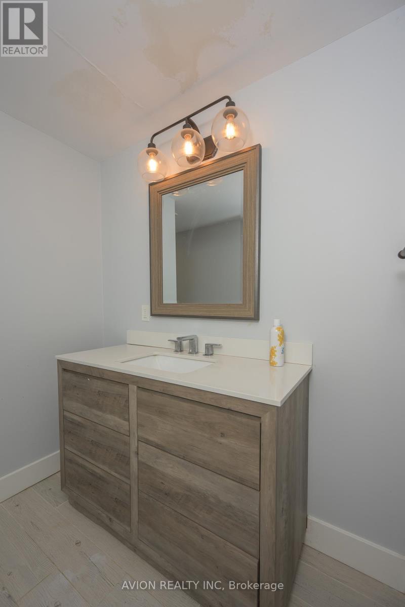 1796 Brayford Avenue, London South, Ontario  N6K 0H4 - Photo 32 - X13034372