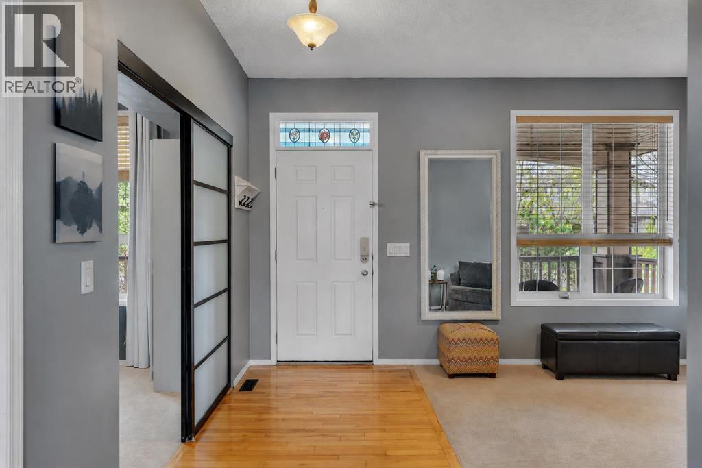 104 Prestwick Street SE, Calgary, Alberta  T2Z 4K9 - Photo 2 - A2310550