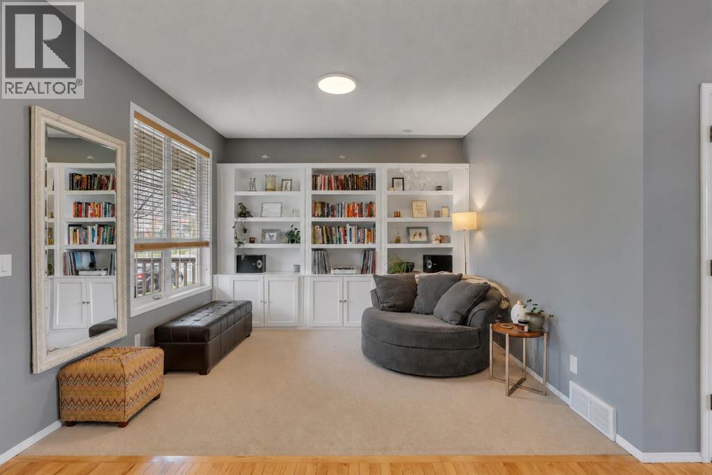 104 Prestwick Street SE, Calgary, Alberta  T2Z 4K9 - Photo 3 - A2310550
