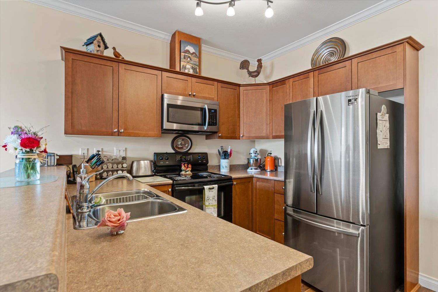 401 45645 KNIGHT ROAD|Sardis West Vedder, Chilliwack, British Columbia