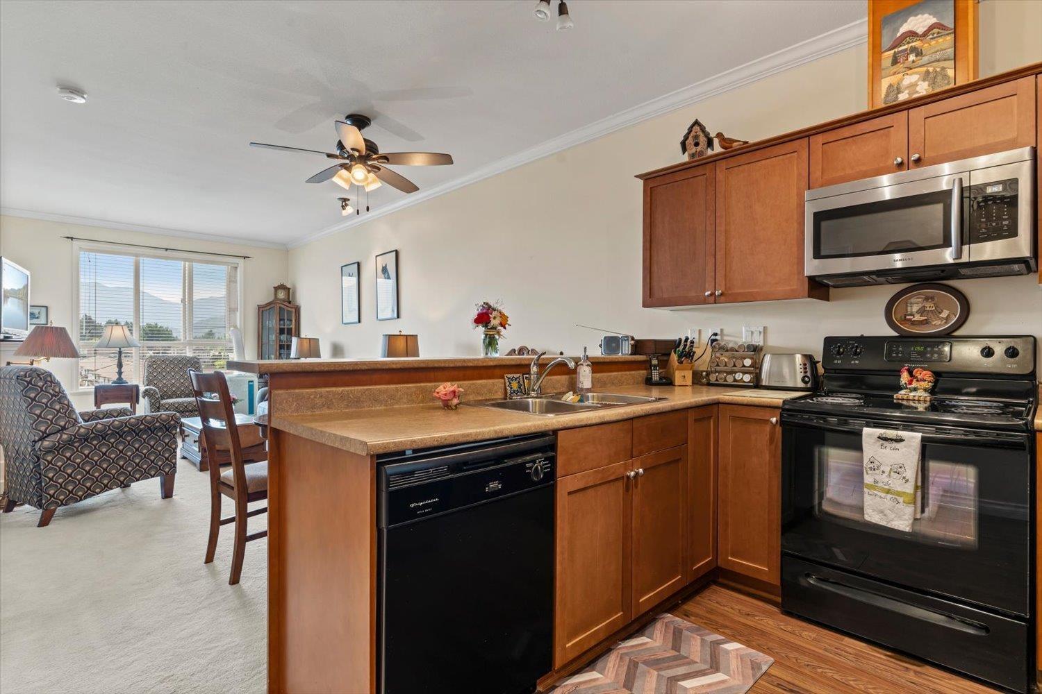 401 45645 Knight Road, Sardis West Vedder, Chilliwack, British Columbia  V2R 0B1 - Photo 3 - R3126337