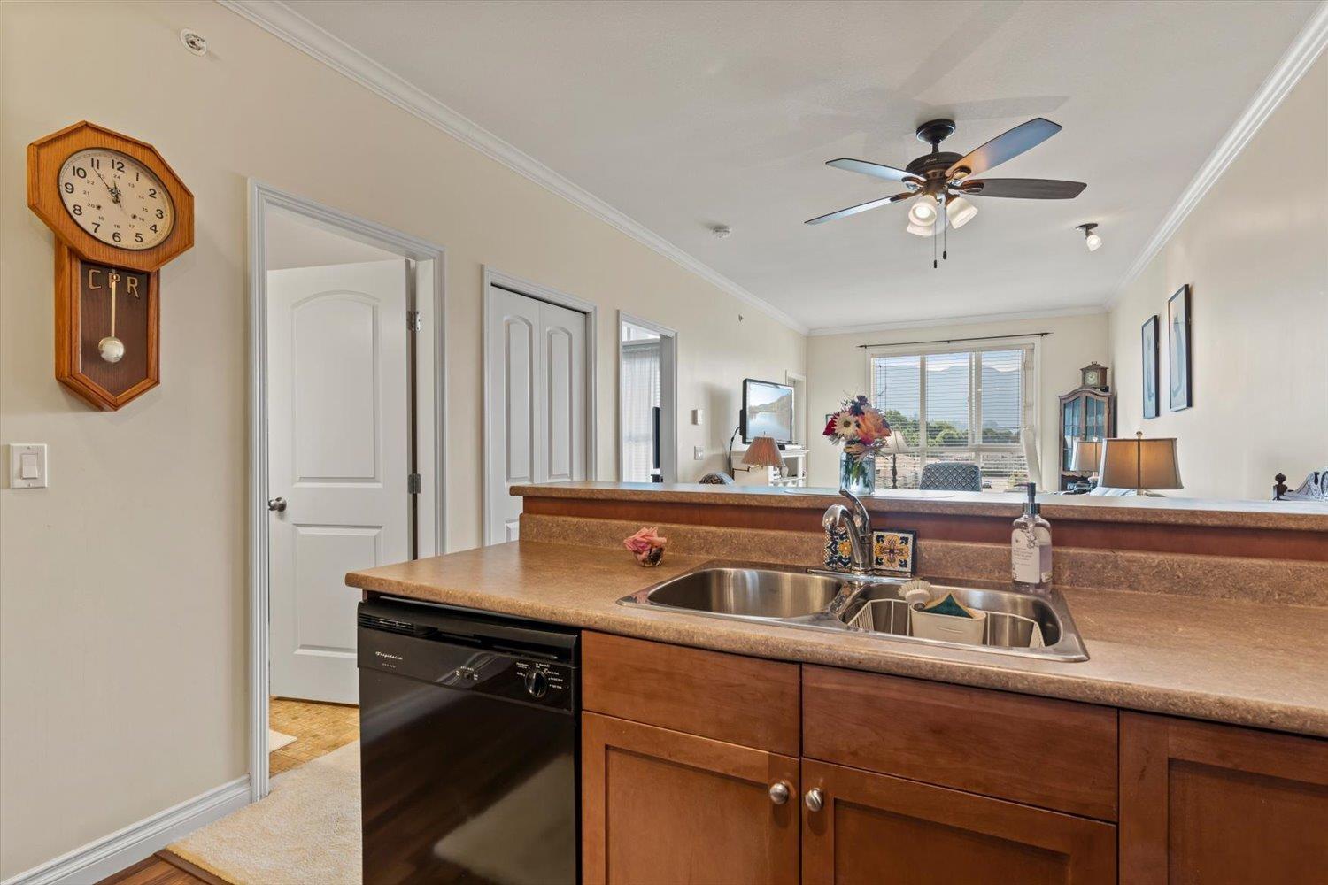 401 45645 Knight Road, Sardis West Vedder, Chilliwack, British Columbia  V2R 0B1 - Photo 4 - R3126337