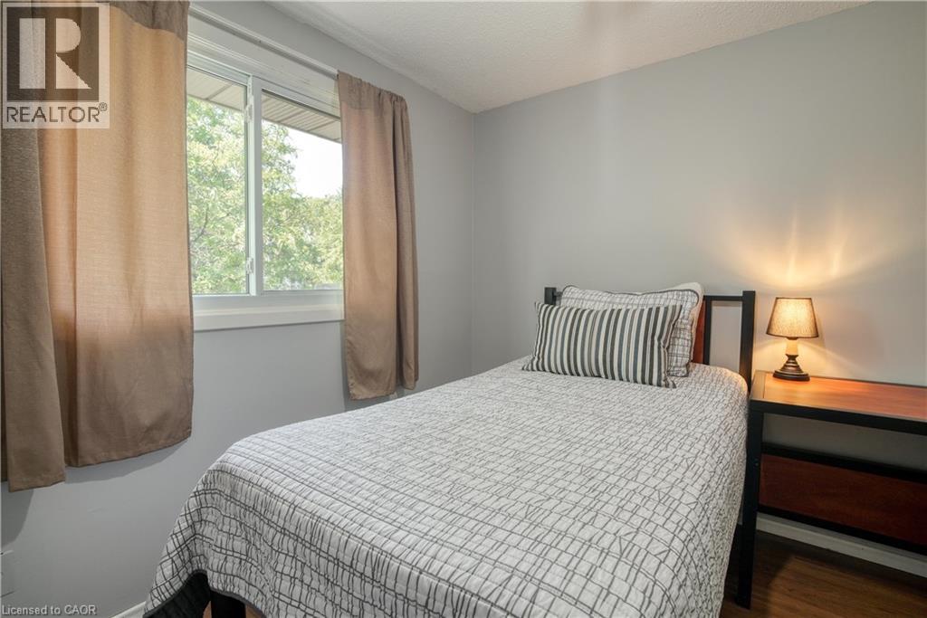 30 Amos Avenue Unit# A, Waterloo, Ontario  N2L 5G3 - Photo 14 - 40832730