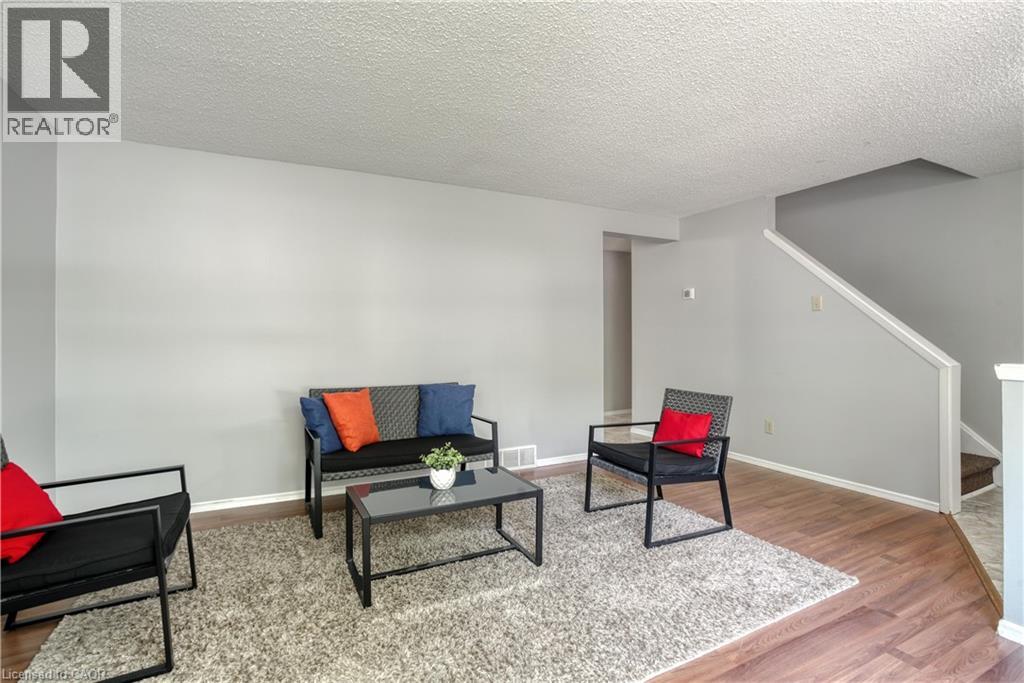30 Amos Avenue Unit# A, Waterloo, Ontario  N2L 5G3 - Photo 5 - 40832730