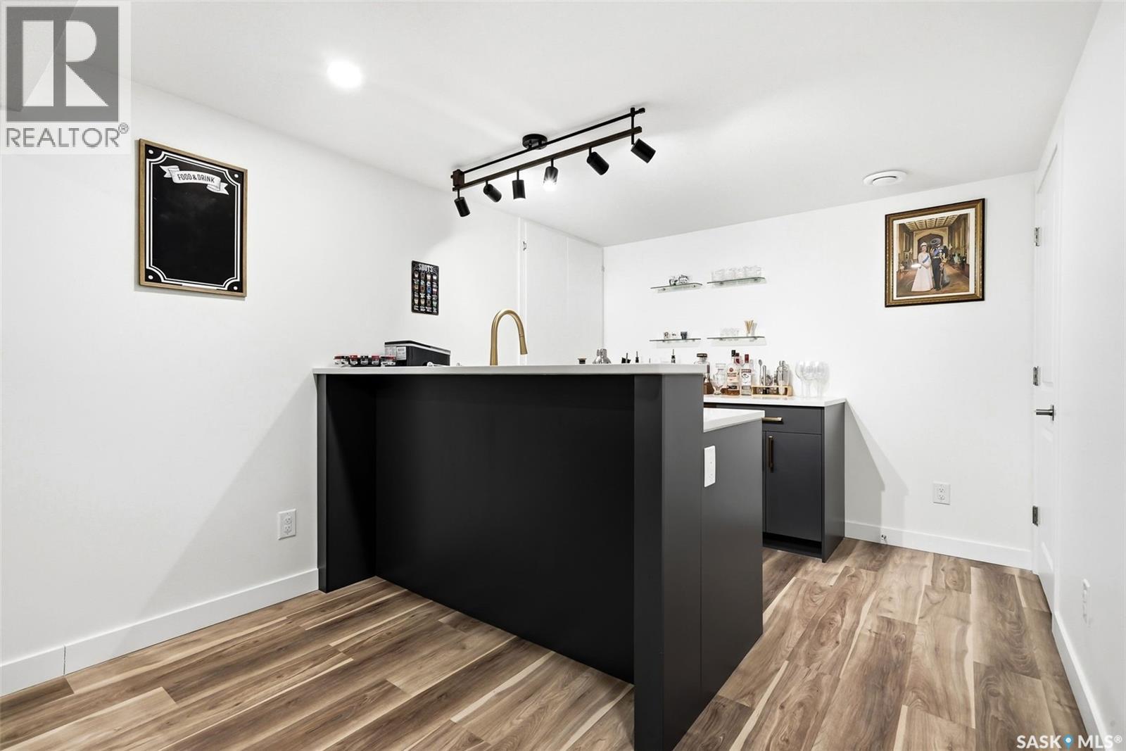 2914 Elgaard Drive, Regina, Saskatchewan  S4X 0M9 - Photo 35 - SK032604