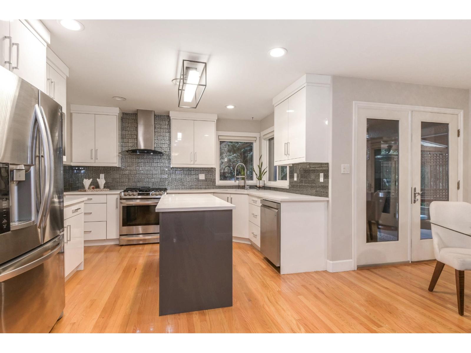 8099 148a Street, Surrey, British Columbia  V3S 7H4 - Photo 11 - R3125868