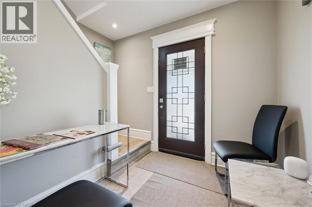 67 Bridgeport Road E, Waterloo, Ontario  N2J 2K1 - Photo 4 - 40830949