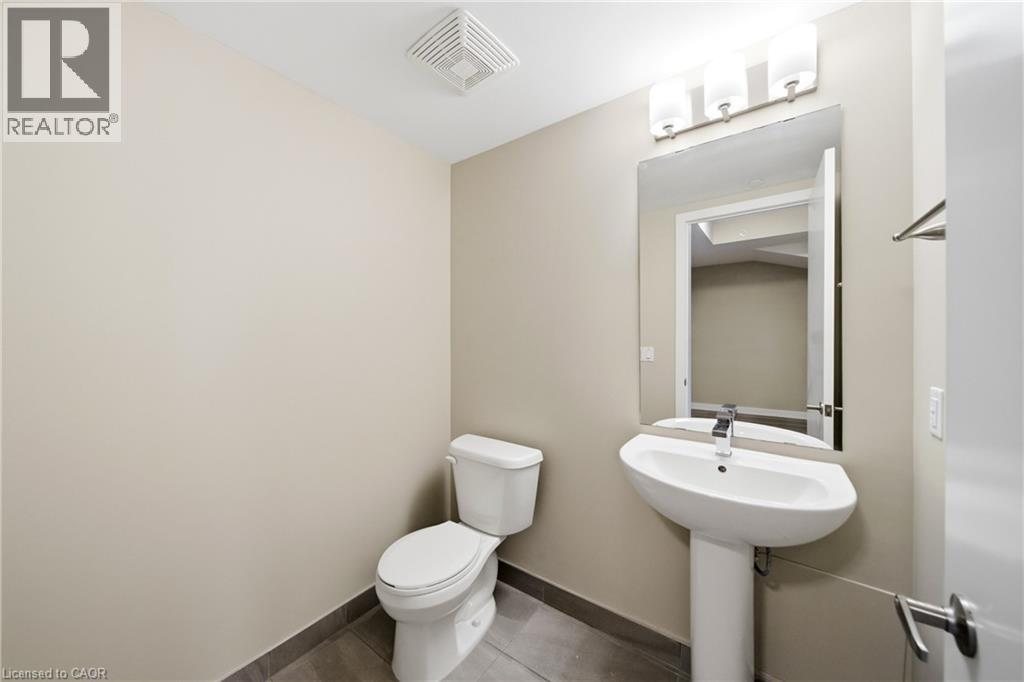 5220 Dundas Street Unit# 209, Burlington, Ontario  L7L 0J4 - Photo 6 - 40830003