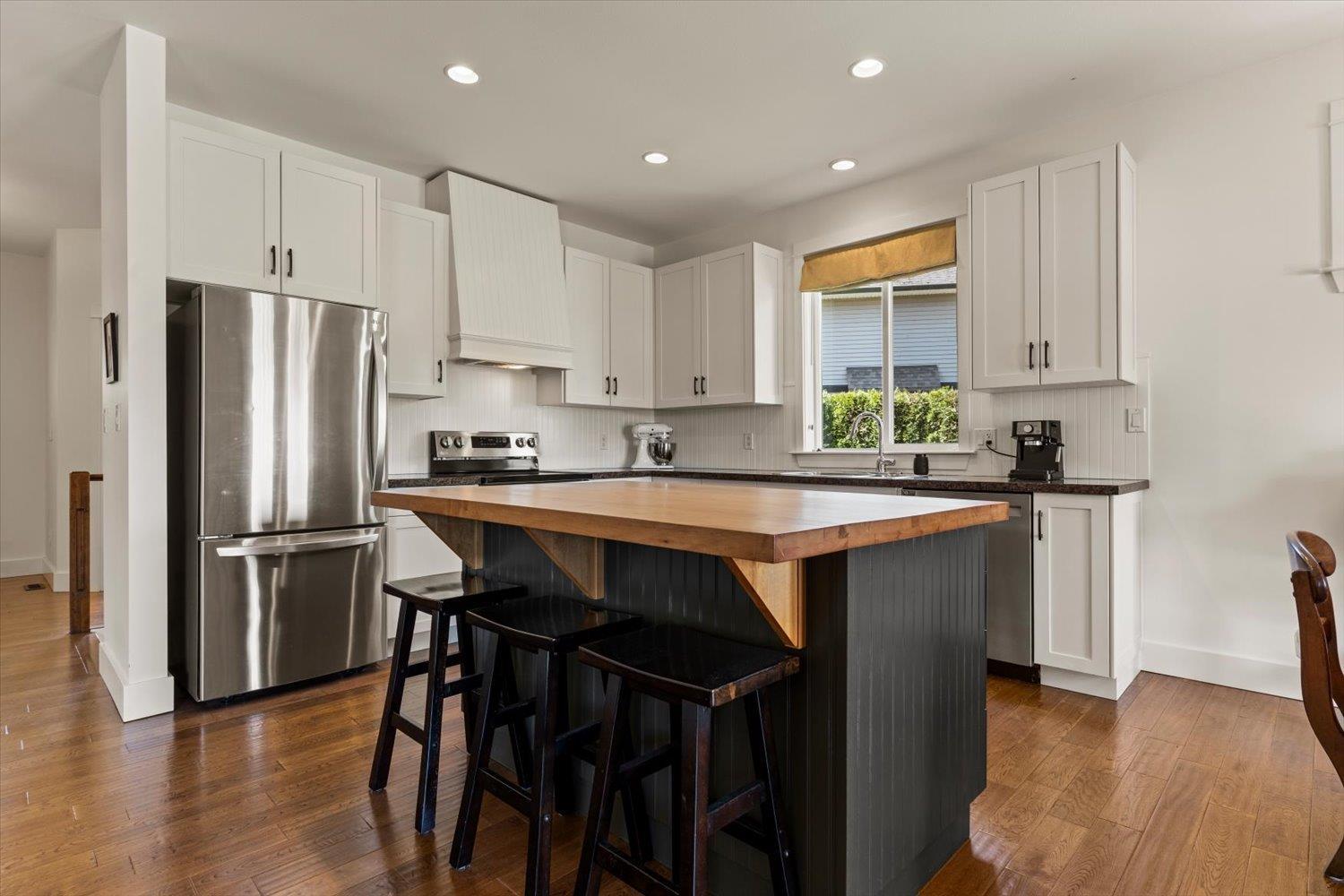 8408 Bradshaw Place, Eastern Hillsides, Chilliwack, British Columbia  V4Z 0A7 - Photo 4 - R3126276