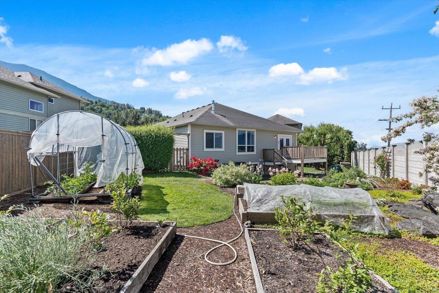 8408 Bradshaw Place, Eastern Hillsides, Chilliwack, British Columbia  V4Z 0A7 - Photo 33 - R3126276
