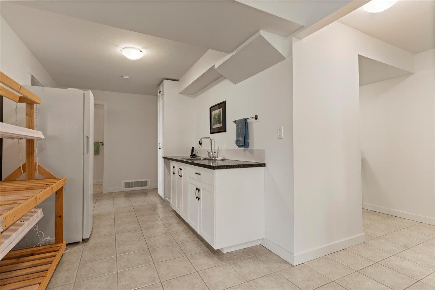 8408 Bradshaw Place, Eastern Hillsides, Chilliwack, British Columbia  V4Z 0A7 - Photo 25 - R3126276
