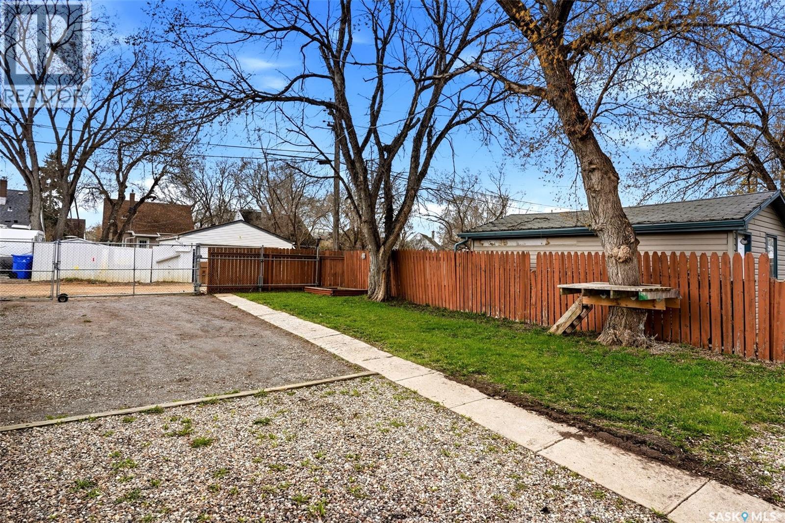 4015 2nd Avenue, Regina, Saskatchewan S4T 0B3 - Photo 35 - SK035639
