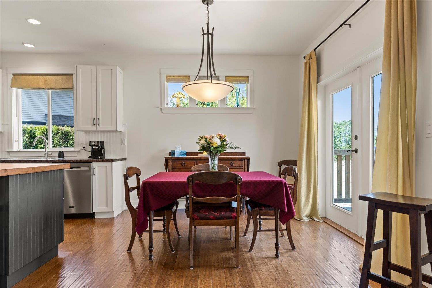 8408 Bradshaw Place, Eastern Hillsides, Chilliwack, British Columbia  V4Z 0A7 - Photo 13 - R3126276