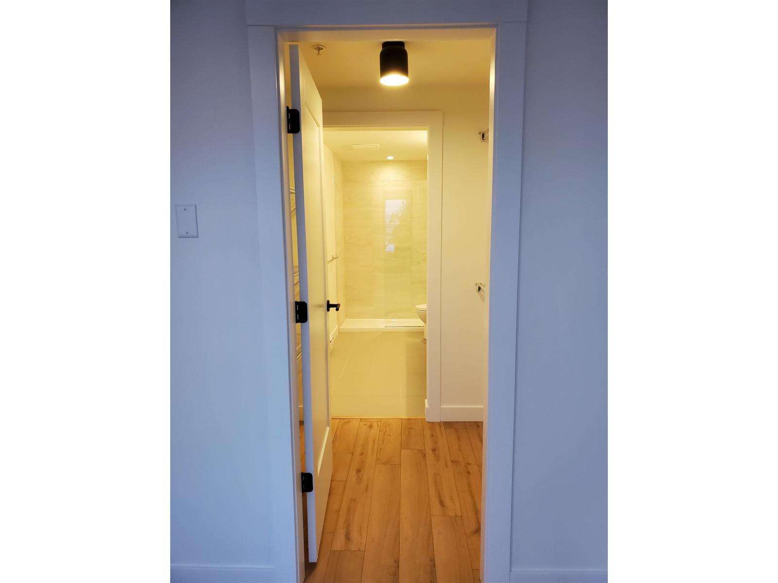 326 2493 Montrose Avenue, Abbotsford, British Columbia  V2S 3T2 - Photo 11 - R3126133