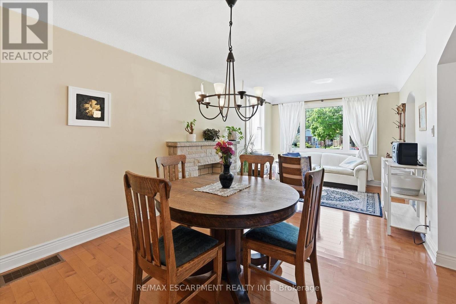 93 Sunning Hill Avenue, Hamilton, Ontario  L8T 1B6 - Photo 10 - X13161656