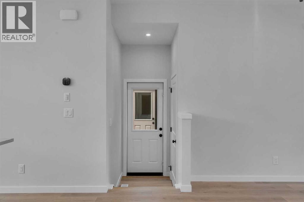 237 Heirloom Way SE, Calgary, Alberta  T3S 0H2 - Photo 9 - A2308075