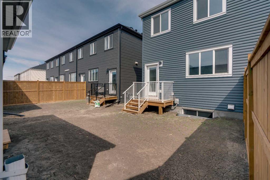 237 Heirloom Way SE, Calgary, Alberta  T3S 0H2 - Photo 36 - A2308075