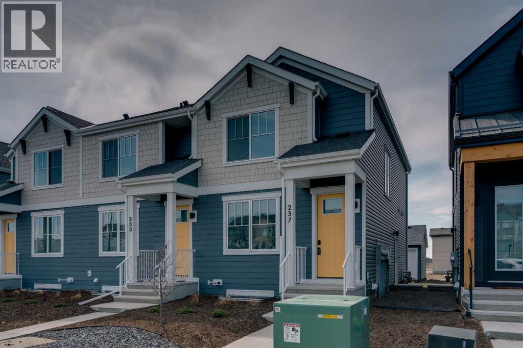 237 Heirloom Way SE, Calgary, Alberta