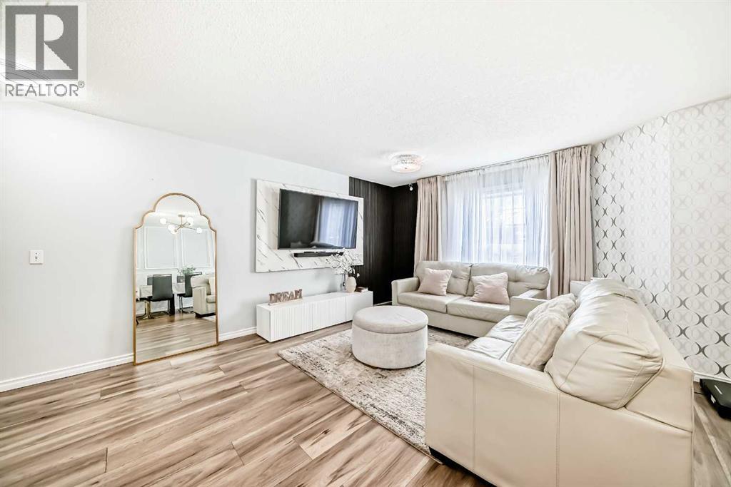 57 Mt Aberdeen Manor SE, Calgary, Alberta  T2Z 3N8 - Photo 5 - A2312897