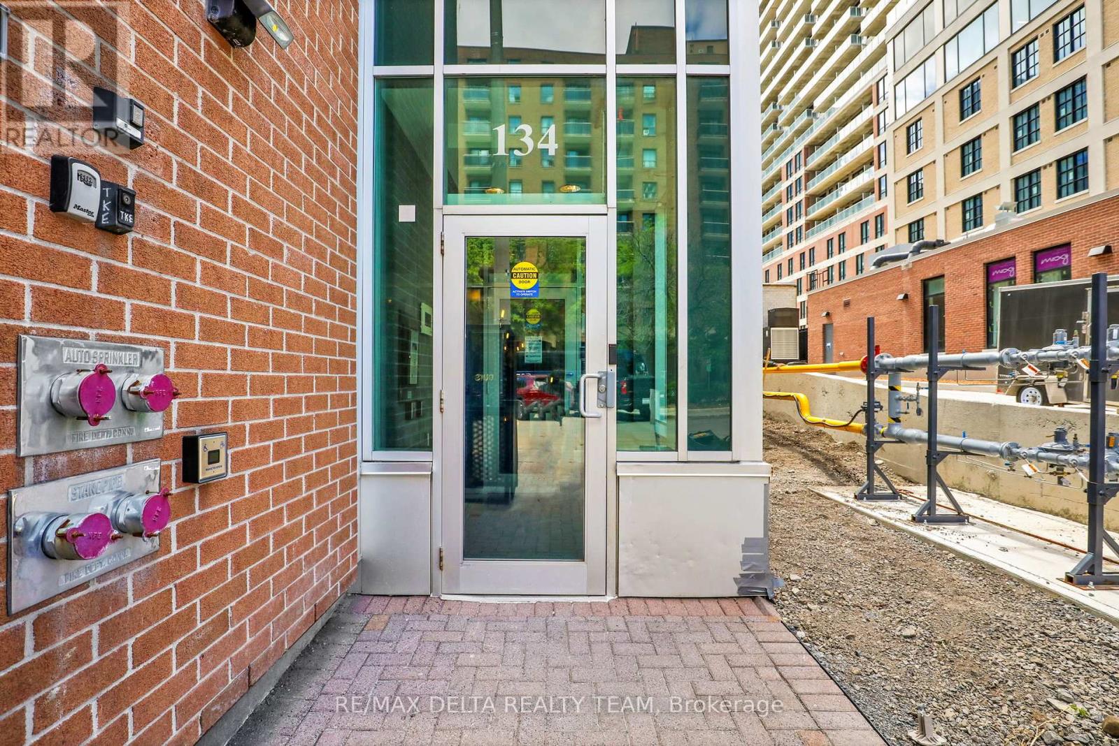 205 - 134 York Street, Ottawa, Ontario  K1N 1K8 - Photo 3 - X13161852