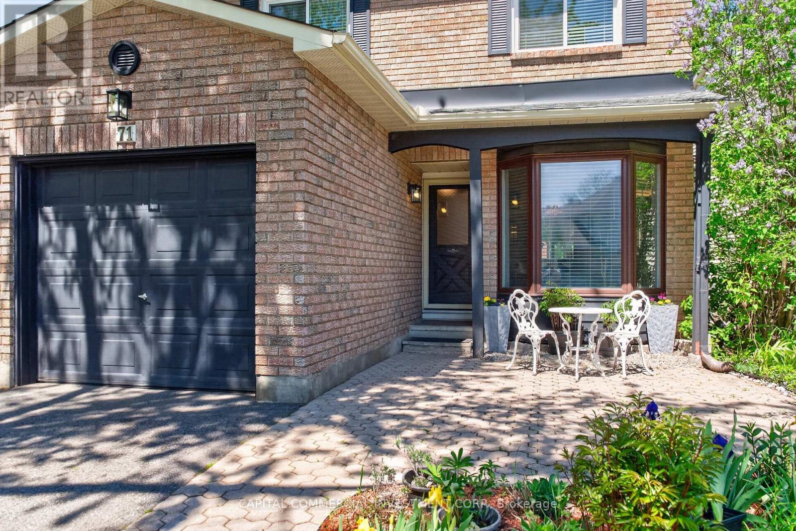 71 Equestrian Drive, Ottawa, Ontario  K2M 1H7 - Photo 3 - X13162034