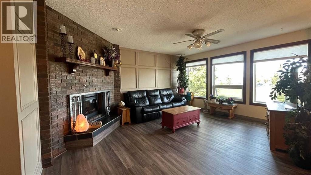 911 12 Street SE, High River, Alberta  T1V 1L2 - Photo 6 - A2313336