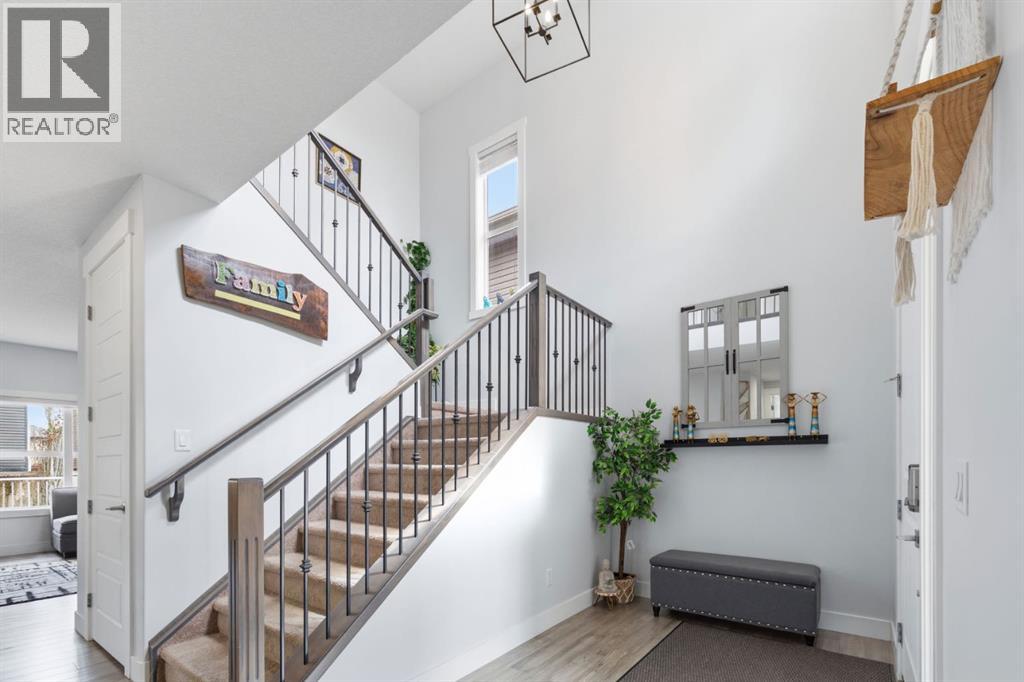 279 Baywater Way SW, Airdrie, Alberta  T4B 3V6 - Photo 5 - A2313776