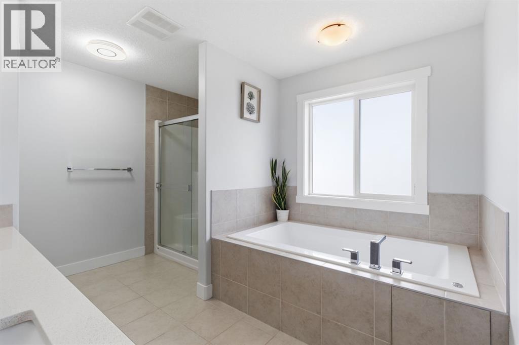 279 Baywater Way SW, Airdrie, Alberta  T4B 3V6 - Photo 25 - A2313776
