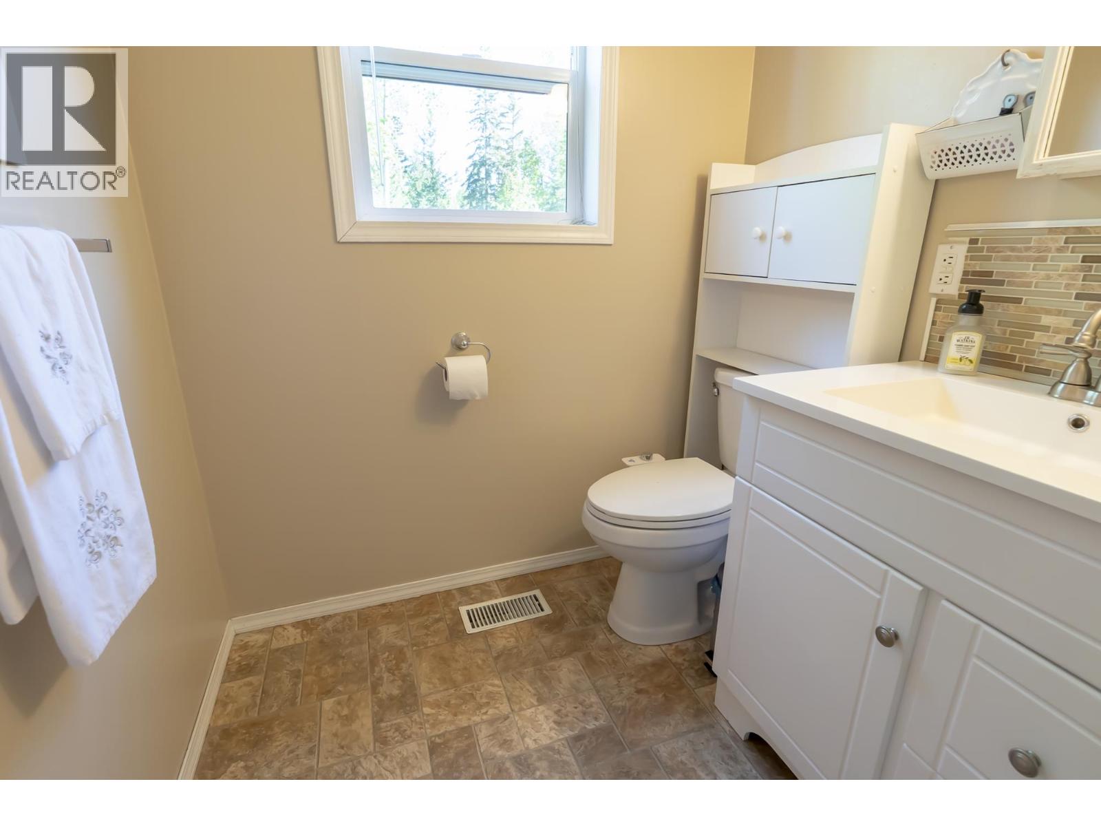 1275 Alder Avenue, Vanderhoof, British Columbia  V0J 3A1 - Photo 15 - R3126783