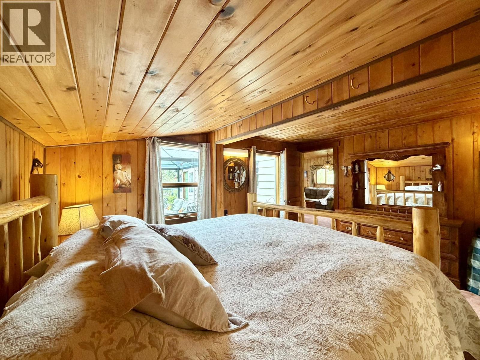 8147 Little Fort Hwy 24, Bridge Lake, British Columbia  V0K 1X2 - Photo 25 - R3126796
