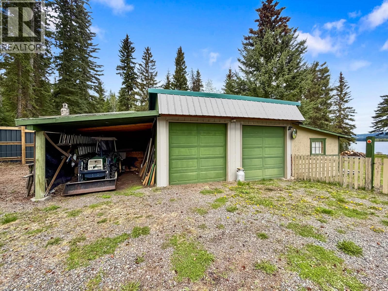 8147 Little Fort Hwy 24, Bridge Lake, British Columbia  V0K 1X2 - Photo 29 - R3126796