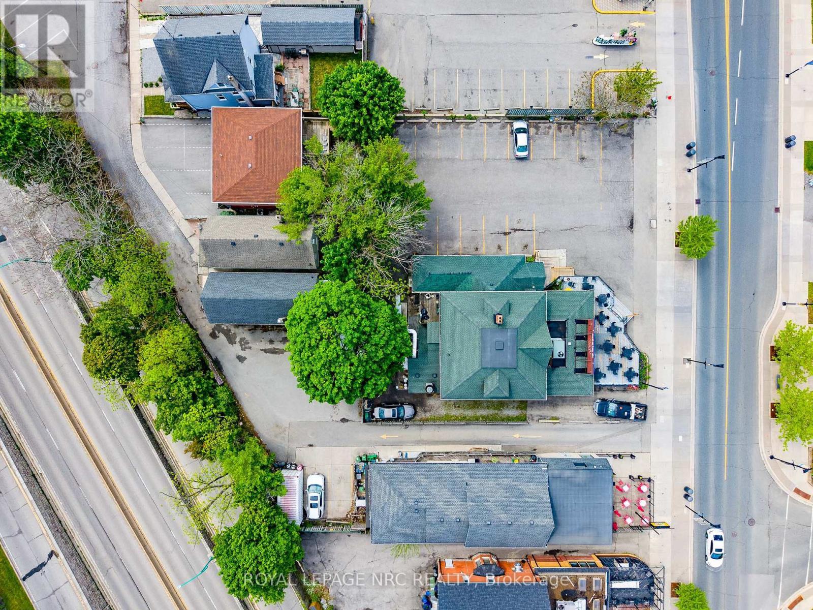 5470 Victoria Avenue, Niagara Falls, Ontario  L2G 3L2 - Photo 3 - X13161710