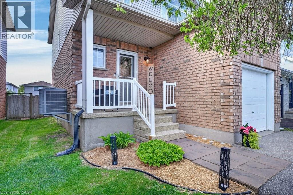 222 Grey Fox Drive, Kitchener, Ontario  N2E 3N4 - Photo 3 - 40831475