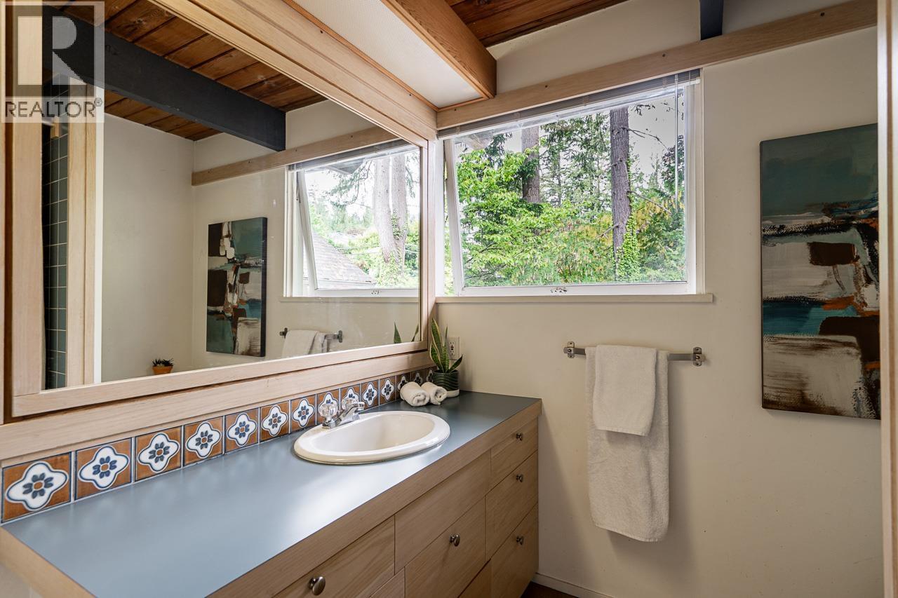 173 W Osborne Road, North Vancouver, British Columbia  V7N 2P9 - Photo 18 - R3126775