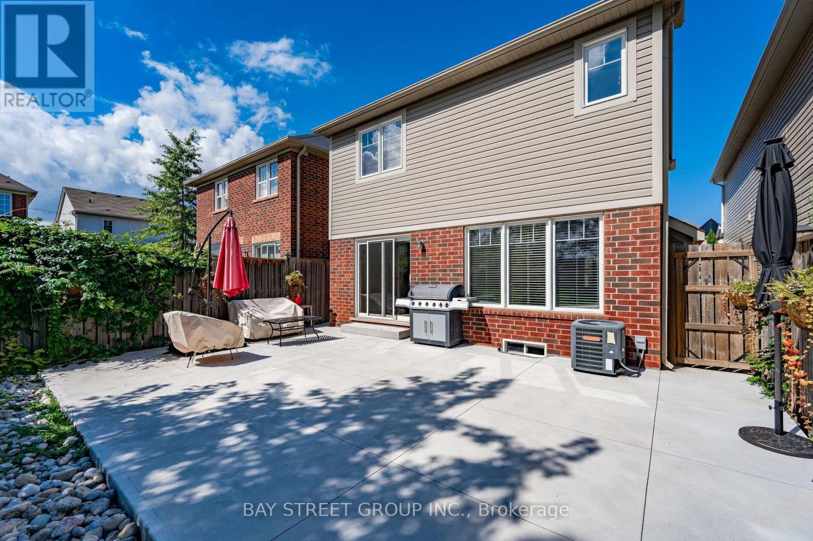 216 Emick Drive, Hamilton, Ontario L9K 0E1 - Photo 37 - X12893364