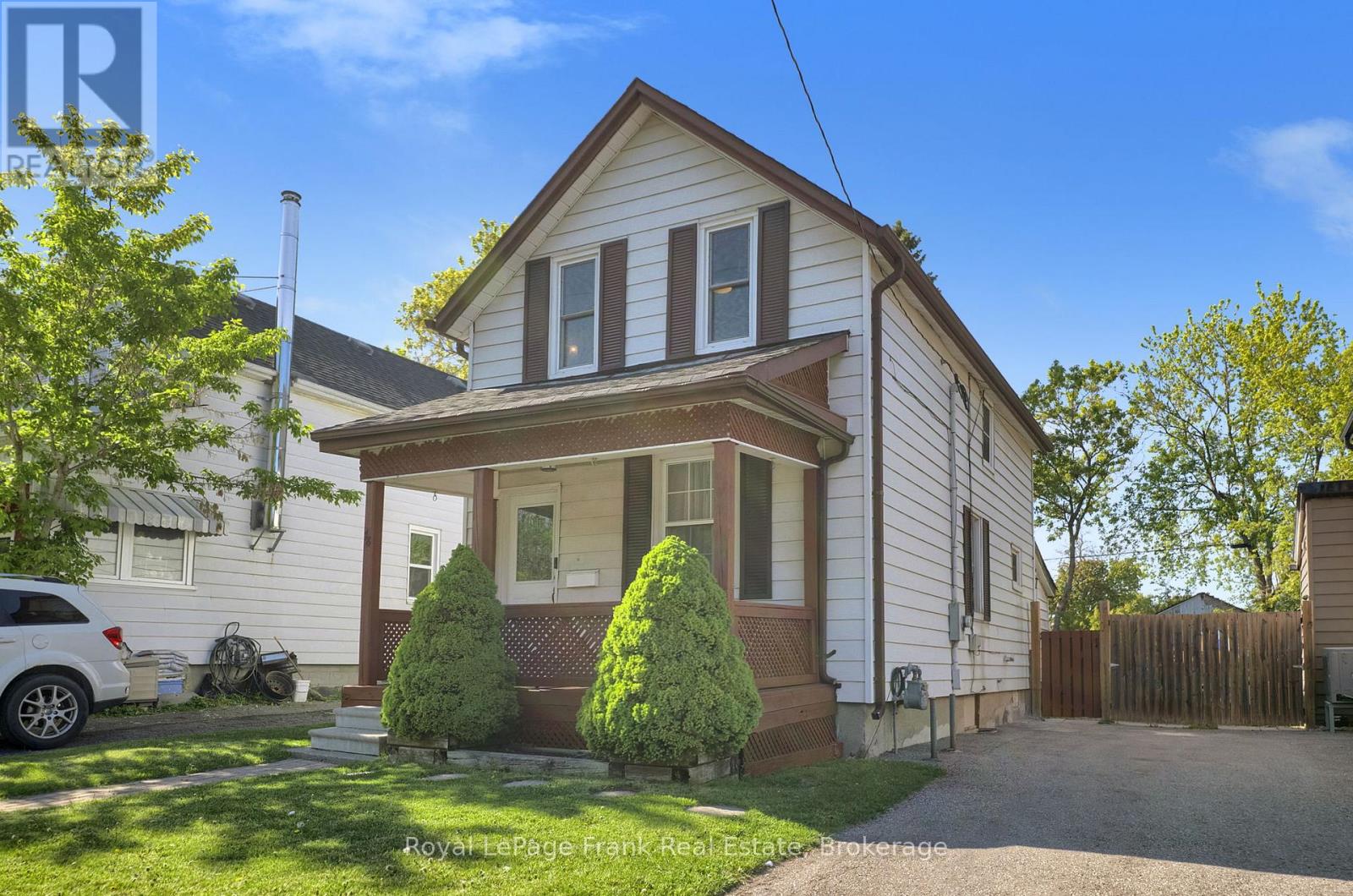 78 Fisher Street, Oshawa, Ontario  L1H 2V3 - Photo 2 - E13161824