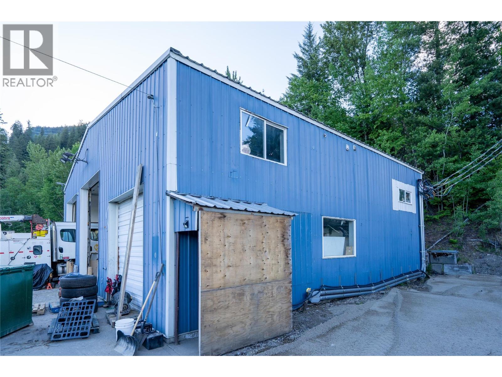 2440 Boulder Road, Revelstoke, British Columbia  v0e 2s0 - Photo 16 - 10386449
