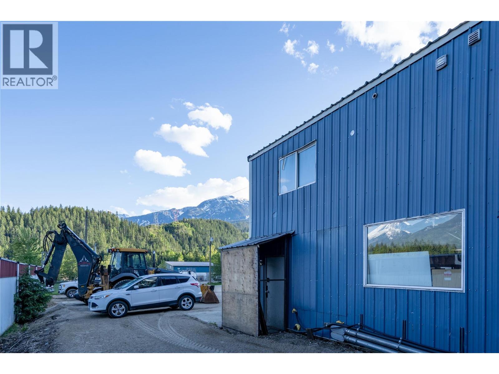 2440 Boulder Road, Revelstoke, British Columbia  v0e 2s0 - Photo 19 - 10386449