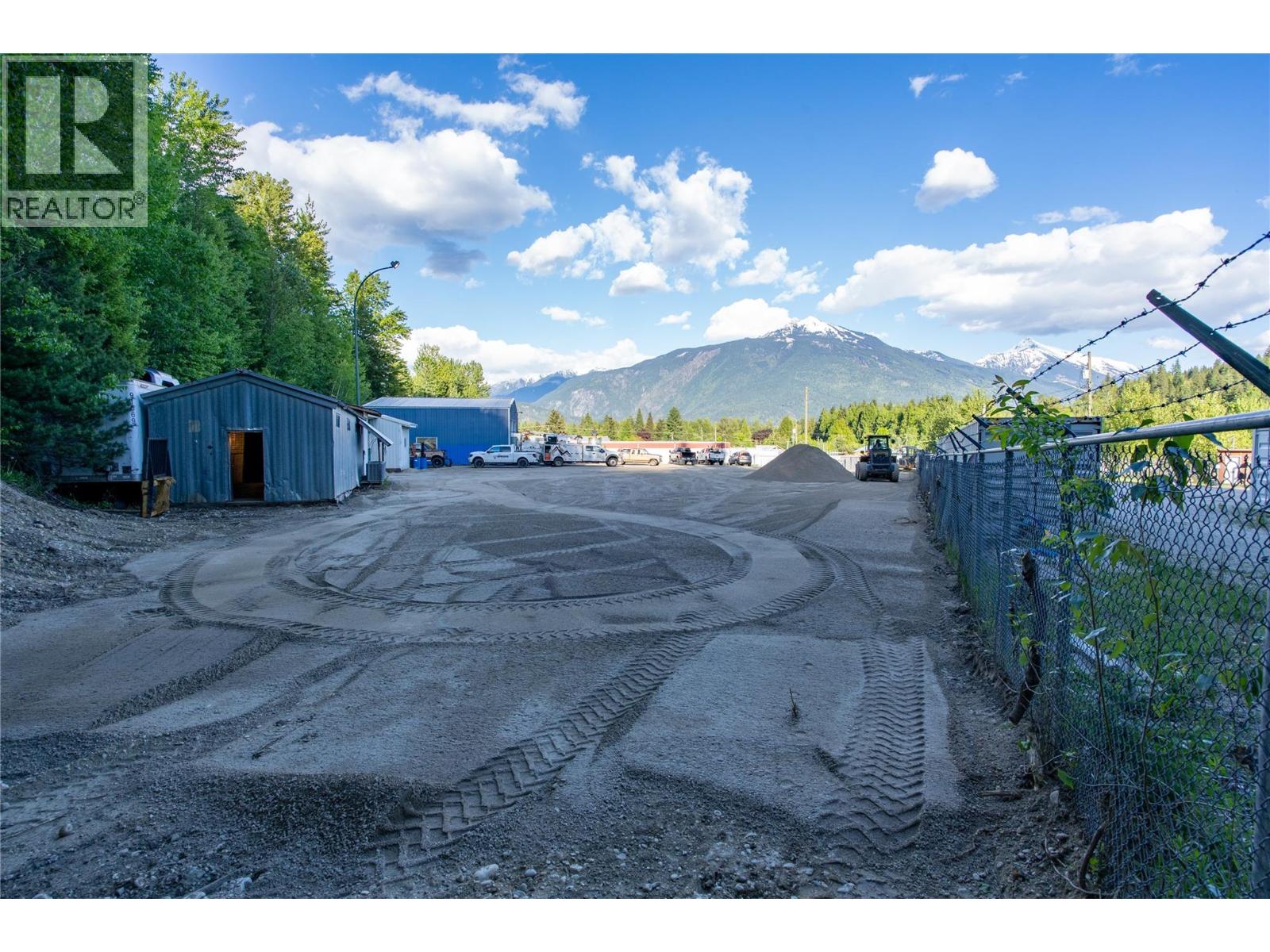 2440 Boulder Road, Revelstoke, British Columbia  v0e 2s0 - Photo 22 - 10386449