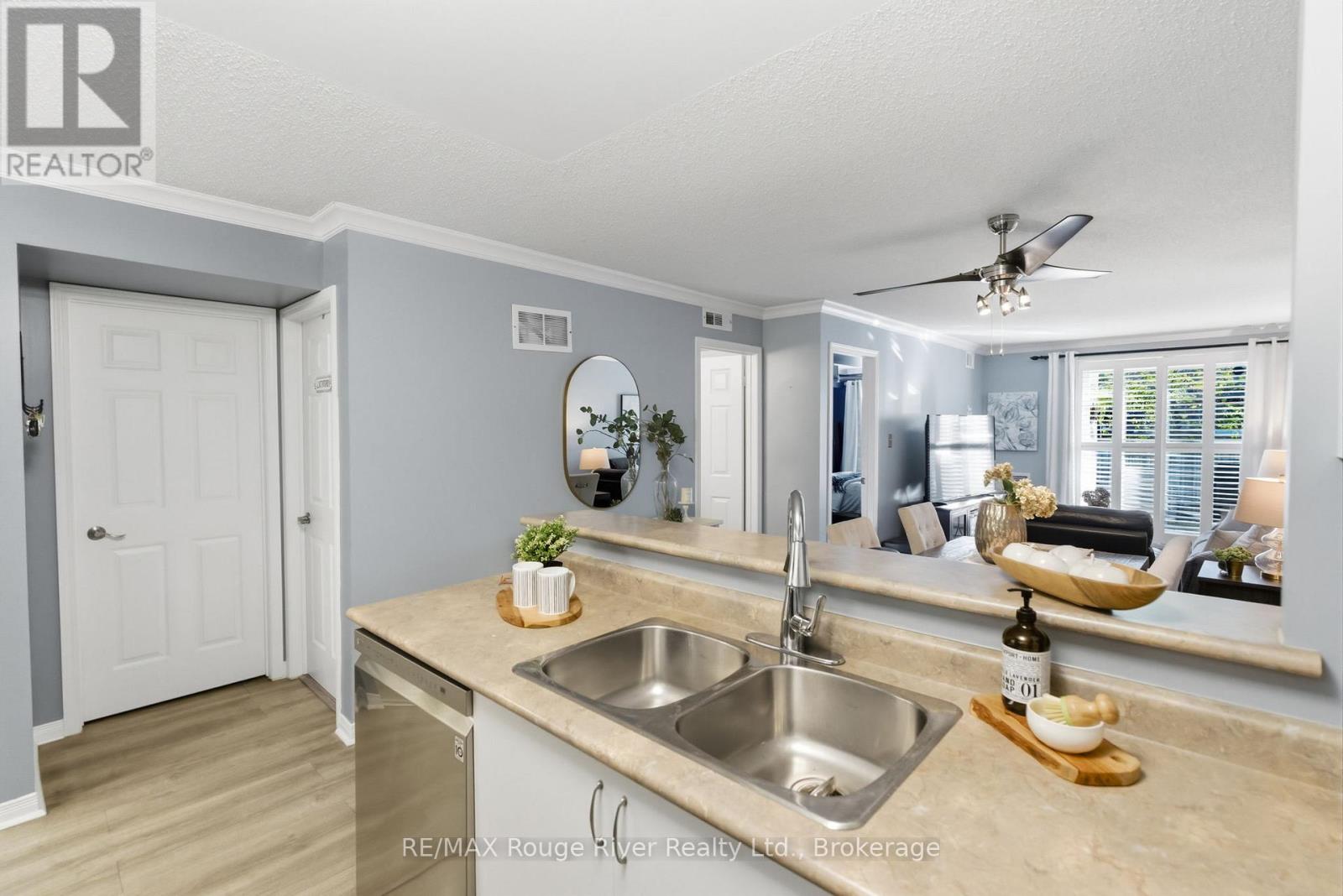 1 - 8 Petra Way, Whitby, Ontario  L1R 0A6 - Photo 12 - E13162040