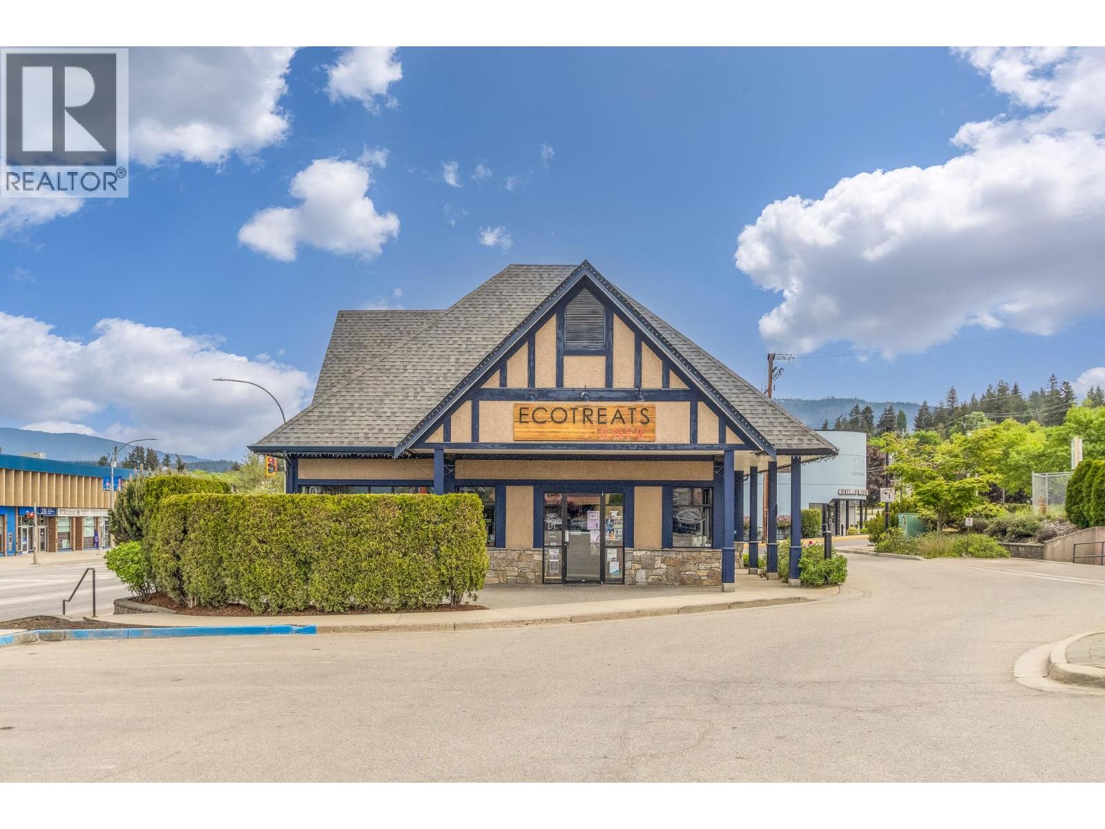 190 Trans Canada Highway NE, Salmon Arm, British Columbia  V1E 2S6 - Photo 5 - 10386977